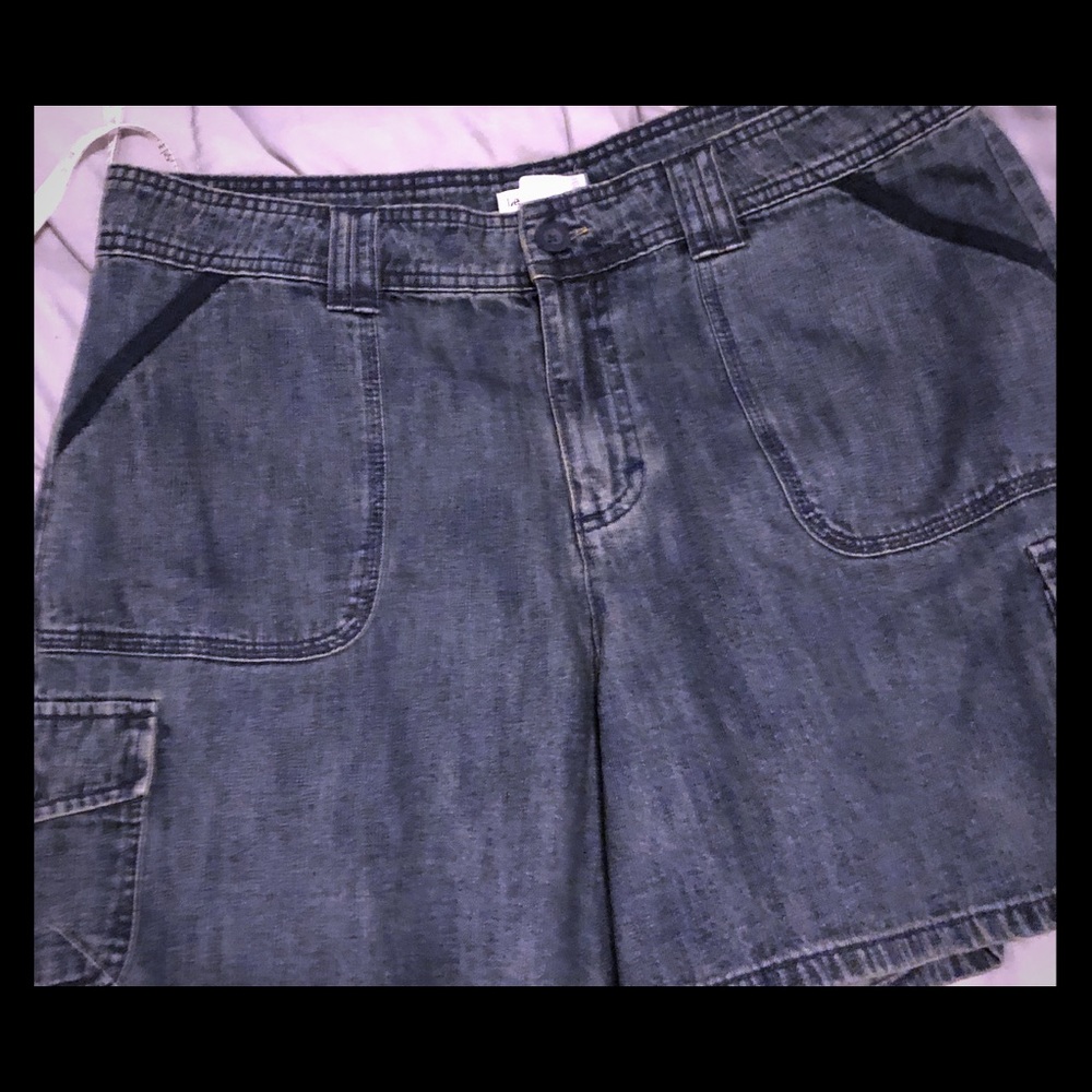 Lee denim shorts size 16